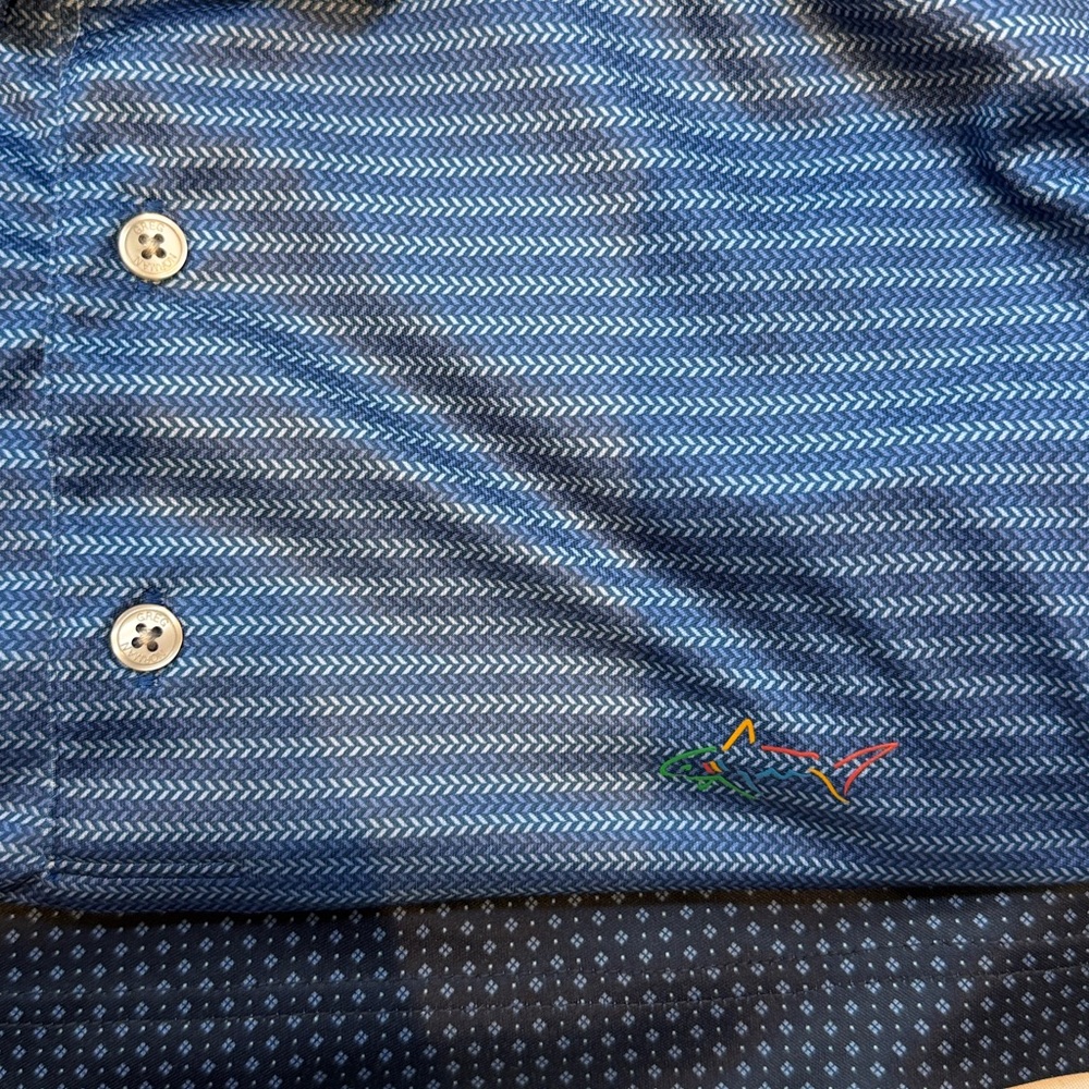 Greg Norman Shark Men's Blue Striped Polo Golf Shirt - Picture 3 of 3